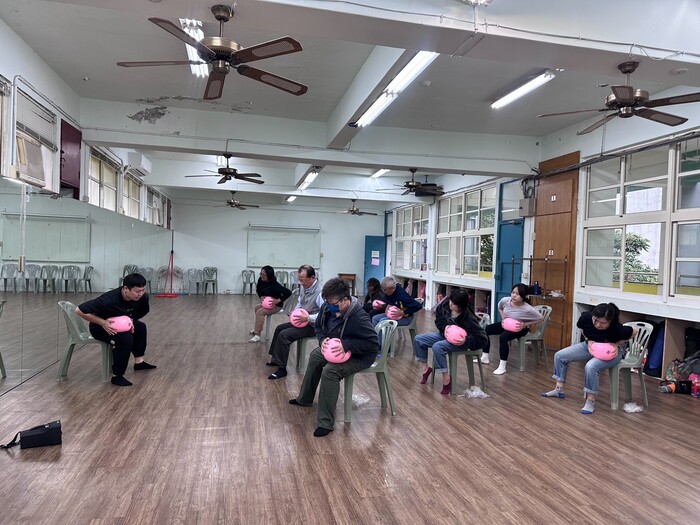本系有氧街舞隊前往北投社區大學與民眾進行健康互動（115.03.21）圖片