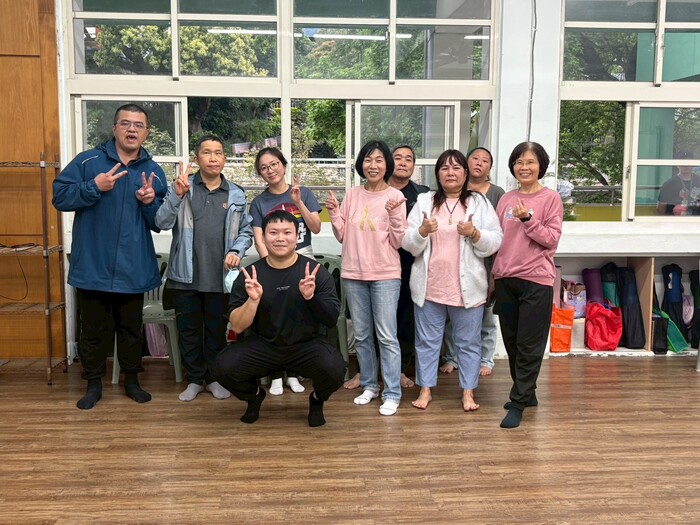 本系有氧街舞隊前往北投社區大學與民眾進行健康互動（115.03.21）圖片